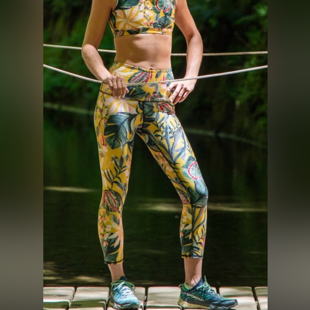 Yoga Democracy Curry Up Tropical Printed  Leggings Size S